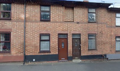 united-kingdom-lichfield-webdesires-1745395863.jpg