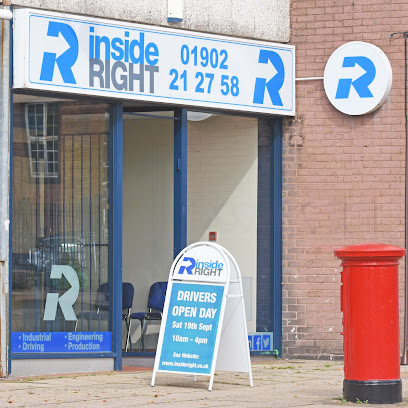 united-kingdom-wolverhampton-inside-right-1744707122.jpg
