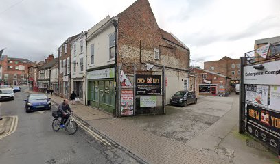 united-kingdom-york-castlegate-it-1743744976.jpg